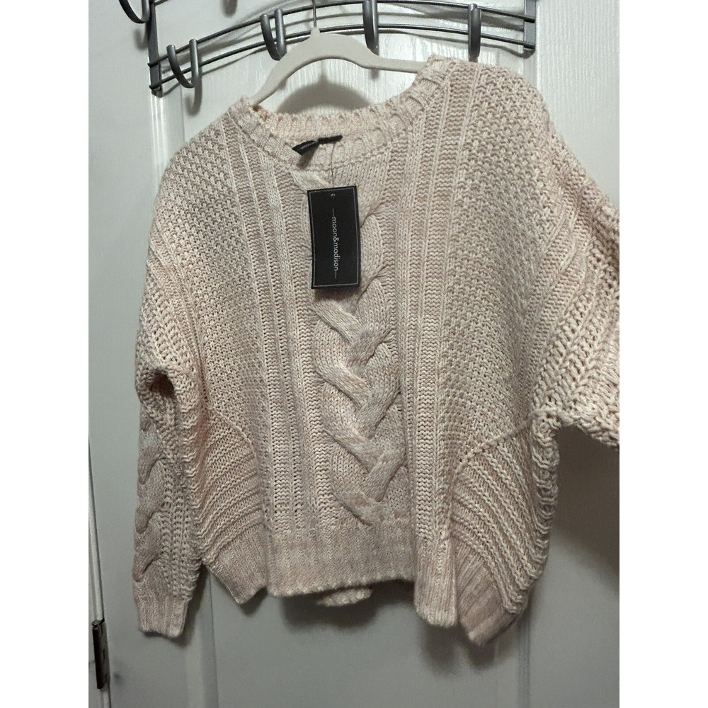 Moon & Madison Womens L Pink Cream Cable Knit Cropped Sweater NWT Boxy‎ Fit - Picture 9 of 13